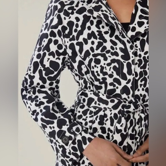 REVOLVE BRAND: LITA by CIARRA Amour King Cheetah Print
Trench Coat. NWOT - Picture 3 of 11